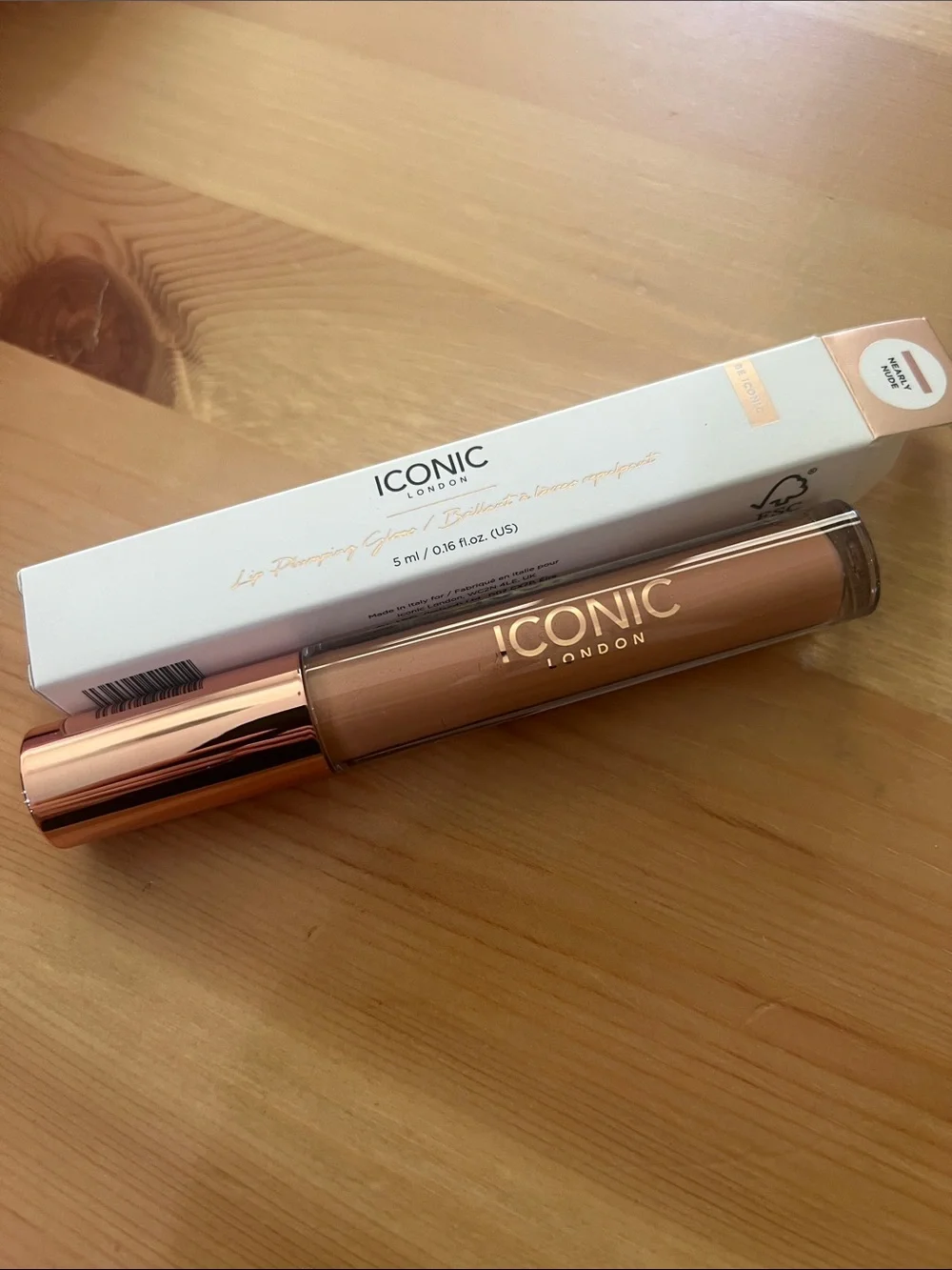 ICONIC London iconic lip